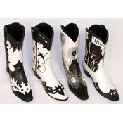 Lady'S Boot Figurine 4 Asst.