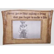 SCROLL, NEVER SO BUSY FRAME
