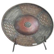 Round Metal Charger With Stand