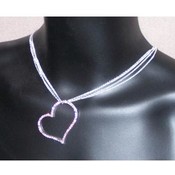 Triple Strand Heart Neck - Pink