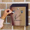 Smokers’ Station Wall Urn